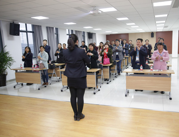 攜手并進，共創共贏——熱烈歡迎科恩陜西經銷商團隊到廠參觀學習